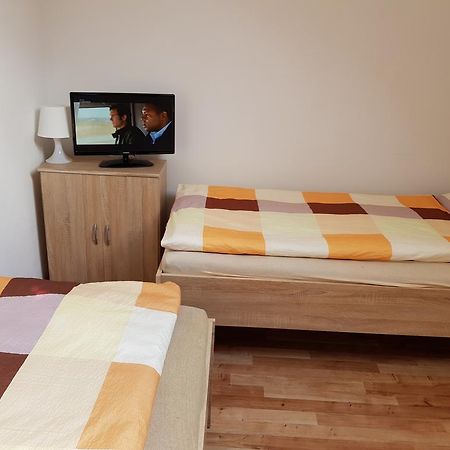 Ubytovani Zizkova Pacov Hotel Luaran gambar