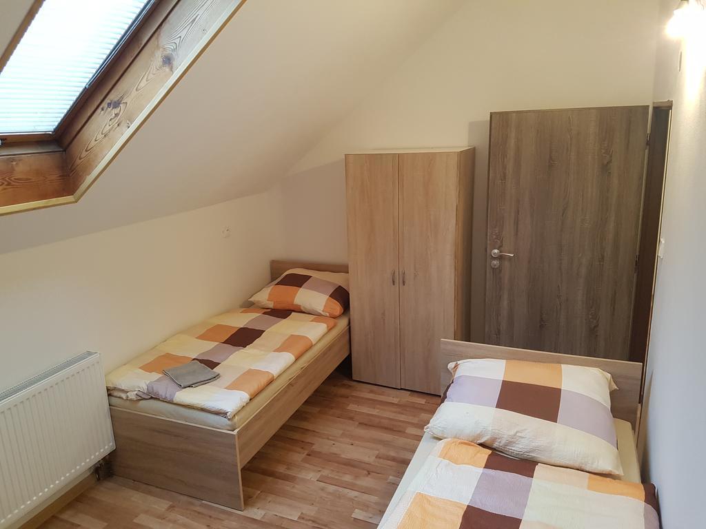 Ubytovani Zizkova Pacov Hotel Luaran gambar