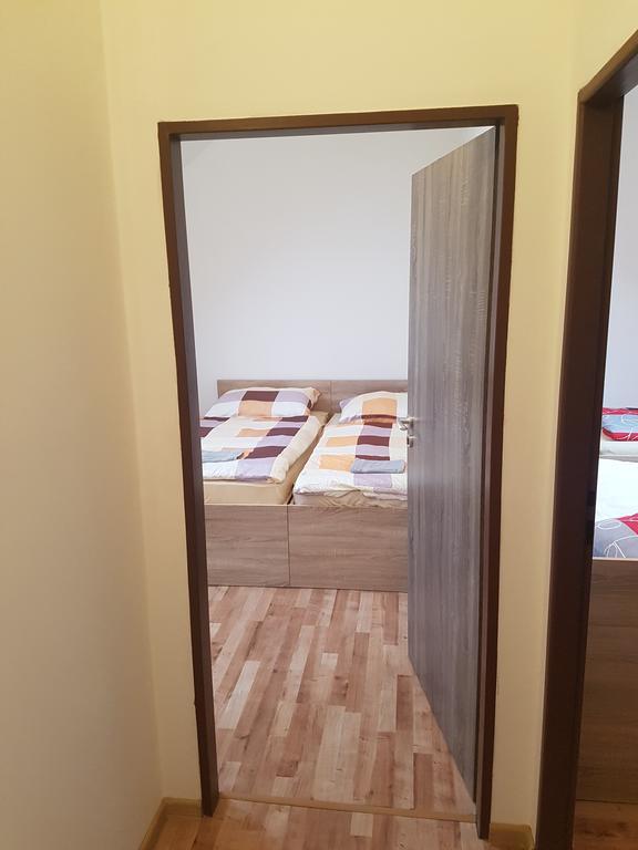Ubytovani Zizkova Pacov Hotel Luaran gambar
